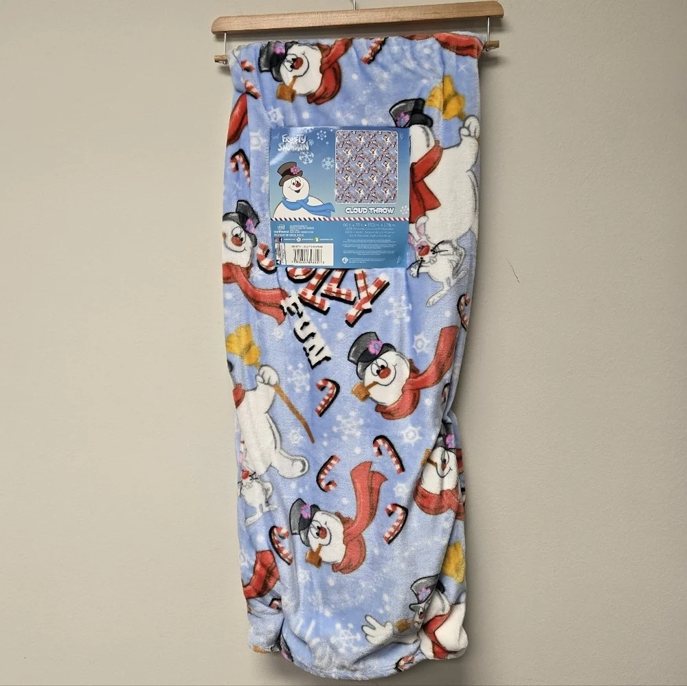 Frosty the Snowman Cloud Throw Blanket Blue